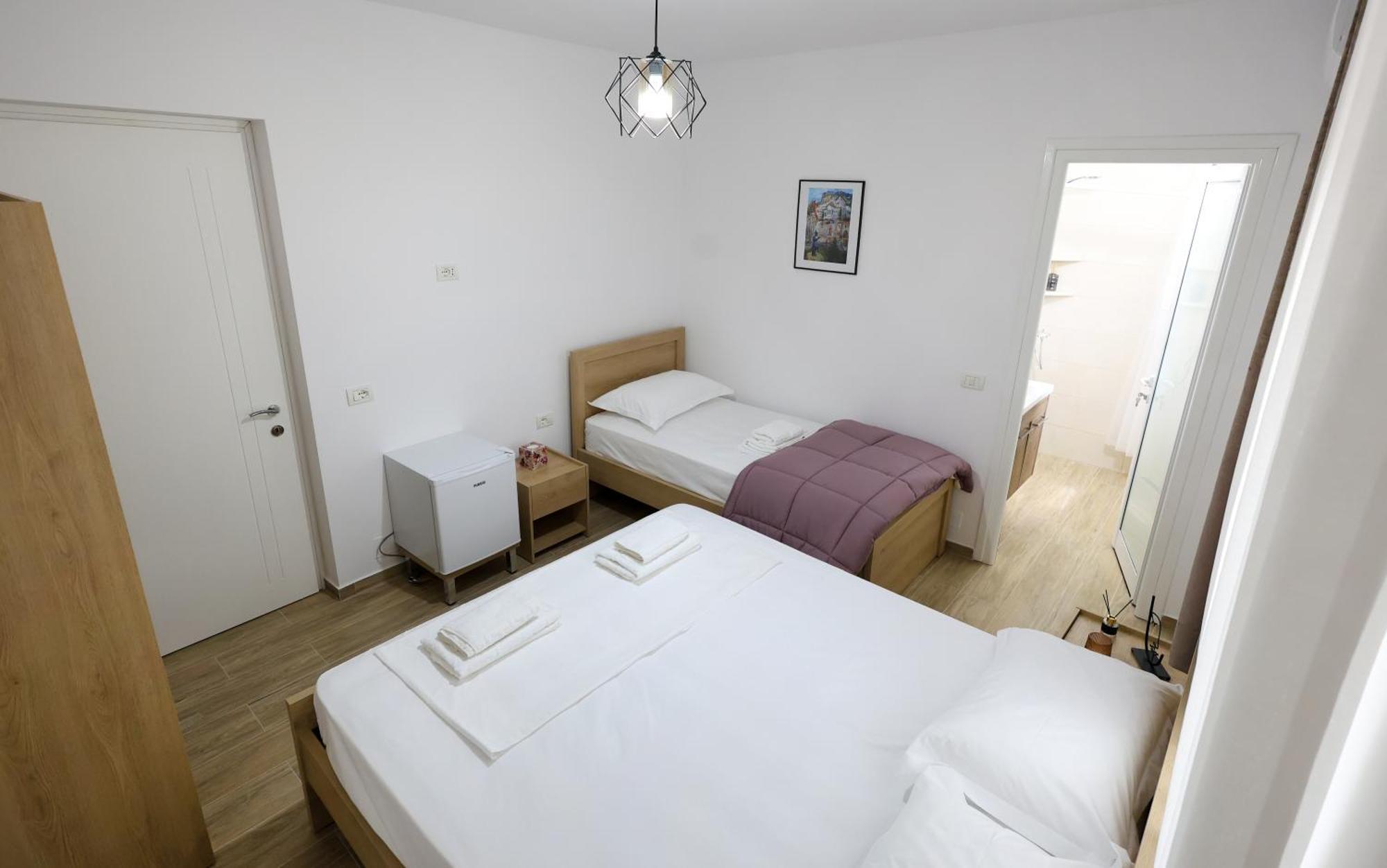 Hotel Vila Vreko B&B Berat Extérieur photo