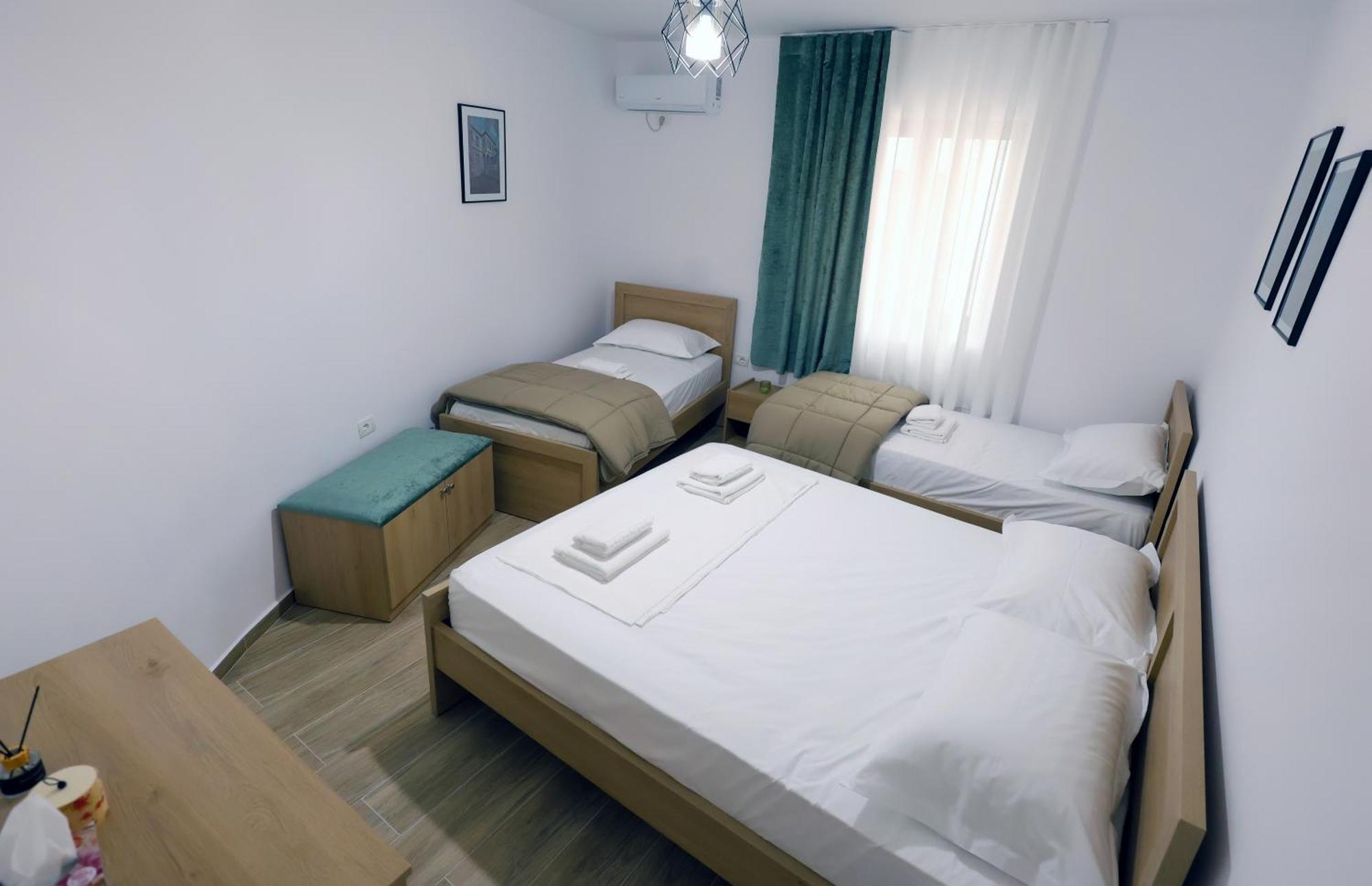 Hotel Vila Vreko B&B Berat Extérieur photo