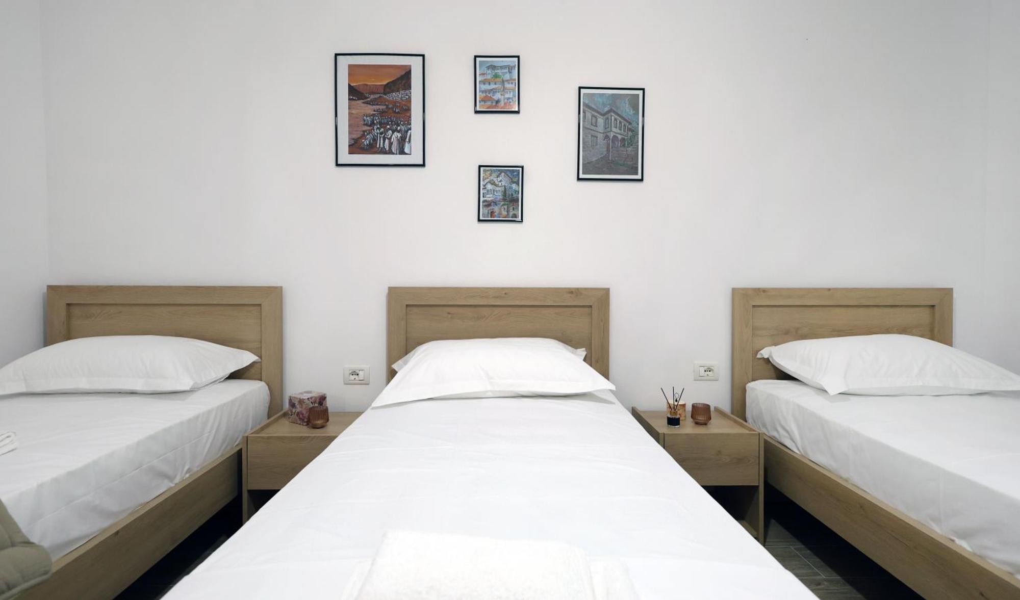 Hotel Vila Vreko B&B Berat Extérieur photo