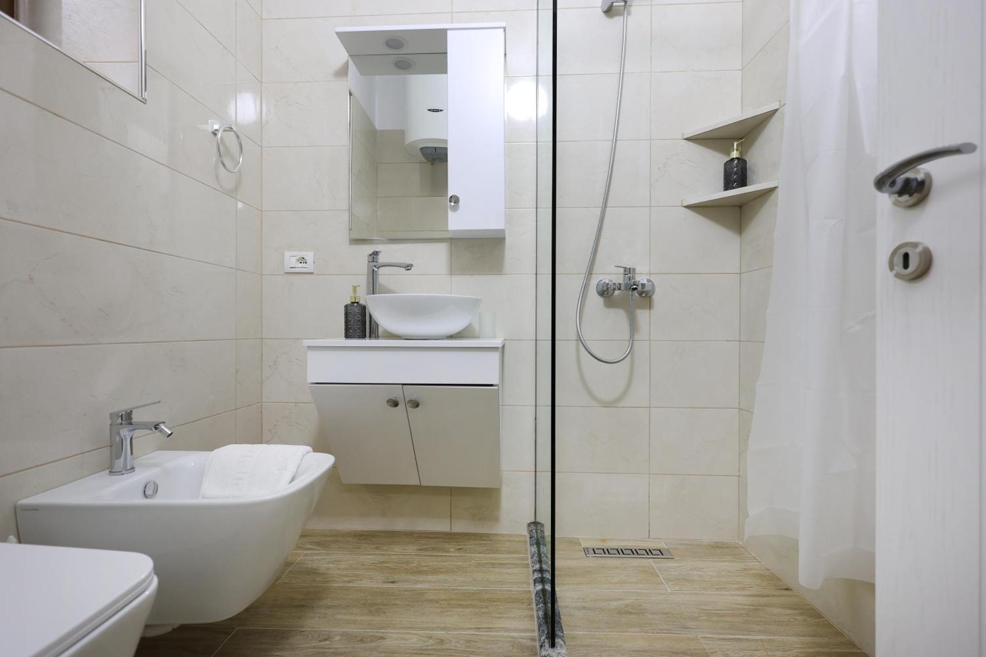 Hotel Vila Vreko B&B Berat Extérieur photo